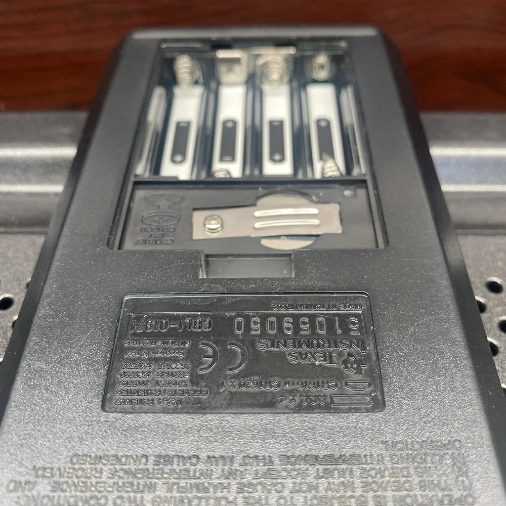 Vintage Texas Instruments TI-85 Graphing Calculator 90s STEM Engineering‎ Case